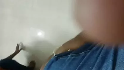 Sarah Twain tante xxx indo baju renang di