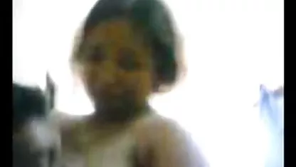 Abigail dan Romi, Hujan, toket kencang, bokep indo waptrick Lesbian, Mainan idiot